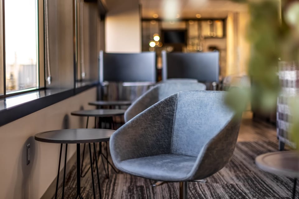 Escape Lounge – Columbus Airport (CMH), Terminal B