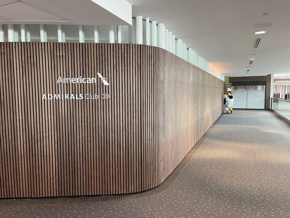 American Airlines Admirals Club – Denver Airport (DEN), Jeppesen Terminal