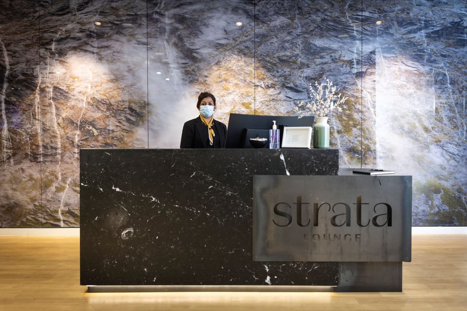 Strata Lounge – Auckland Airport (AKL), International Terminal