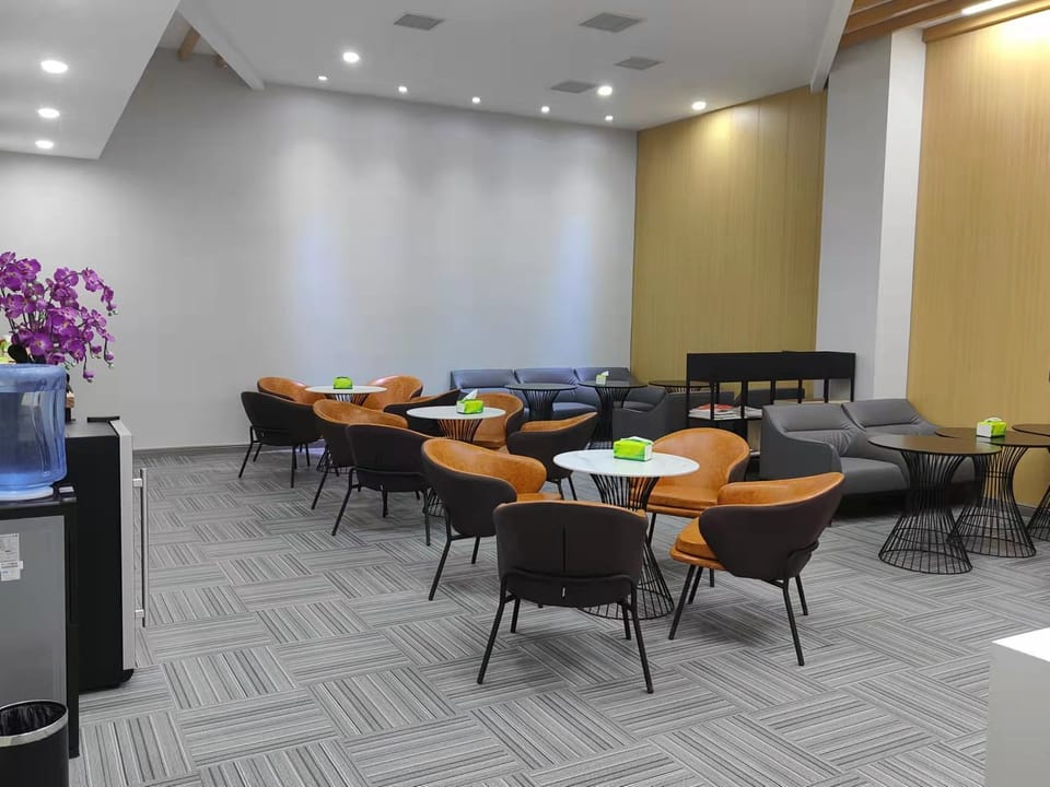 First Class Lounge – Datong Yungang Airport (DAT), Main Terminal – lounge interior