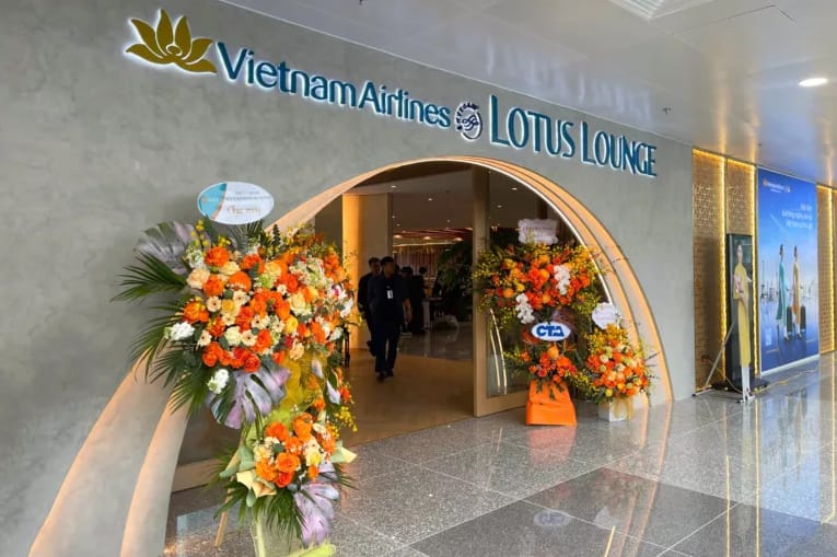 Vietnam Airlines Lotus Lounge - International – Hanoi Airport (HAN), Terminal 2