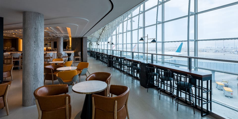 Plaza Premium Lounge (near Gate 60) – Hong Kong Airport (HKG), Terminal 1