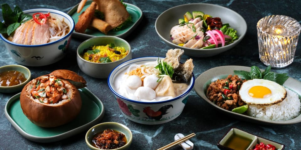 Plaza Premium First (Near Gate 35) – Hong Kong Airport (HKG), Terminal 1 – food and drinks