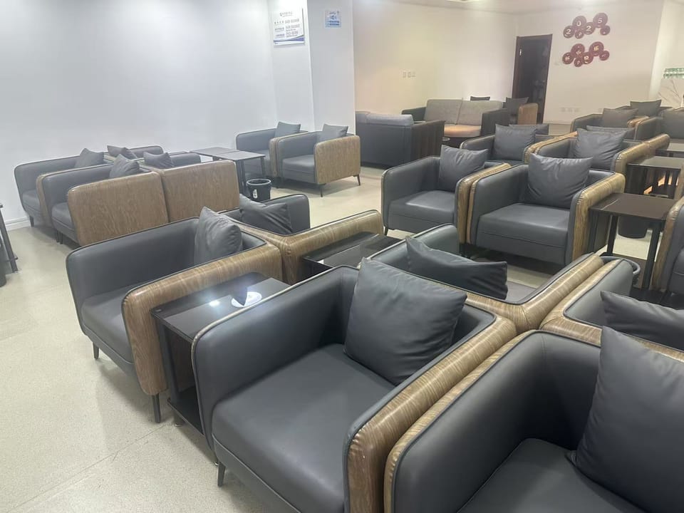 First Class Lounge – Daqing City Airport (DQA), Main Terminal – seating area