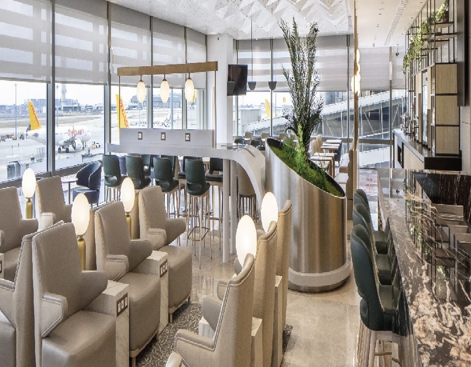 Plaza Premium Bosphorus Lounge – Istanbul Sabiha Gökçen Airport (SAW), International Terminal – seating area