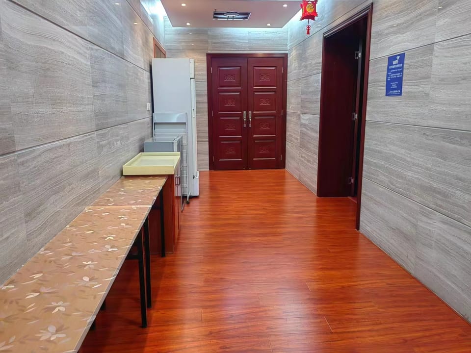 International Lounge – Huangshan Tunxi Airport (TXN), Main Terminal – lounge interior
