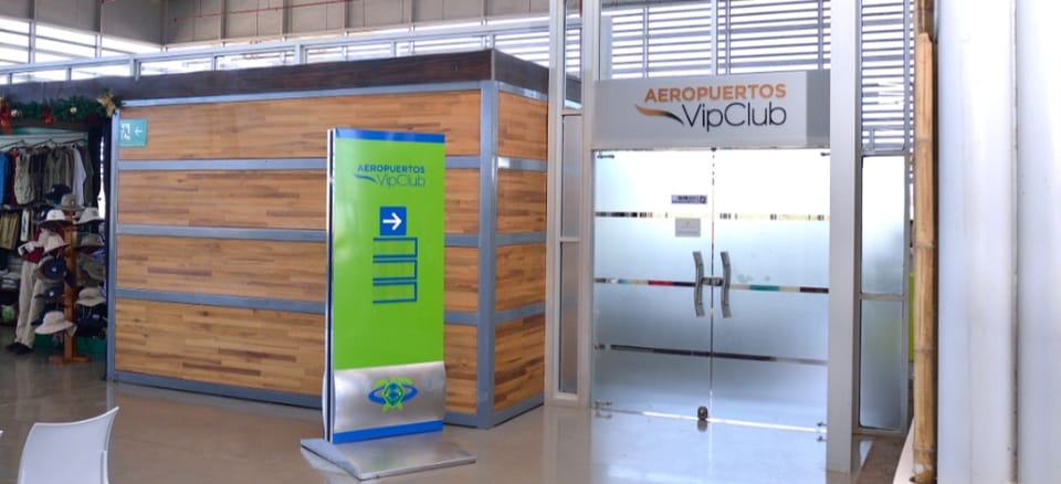 Aeropuertos VIP Club – Galapagos Islands Airport (GPS), Main Terminal