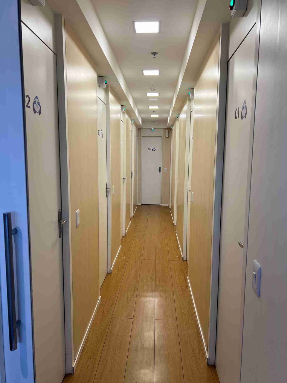 Comfort Zone CWB – Curitiba Afonso Pena Airport (CWB), Main Terminal – amenities
