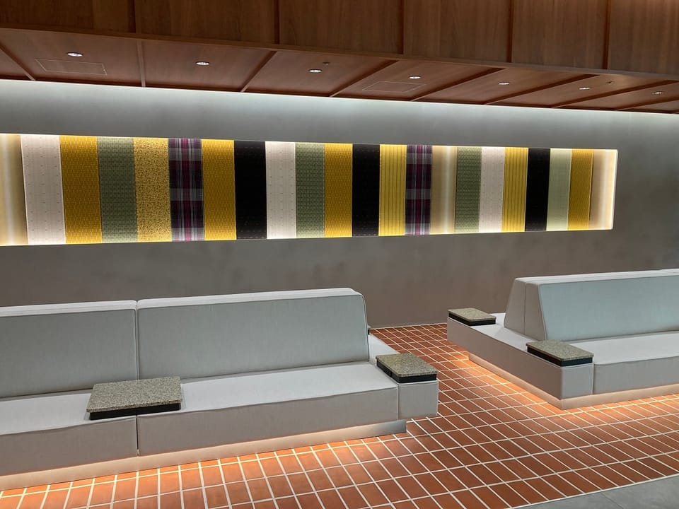 Lounge hana – Naha Airport (OKA), Main Terminal