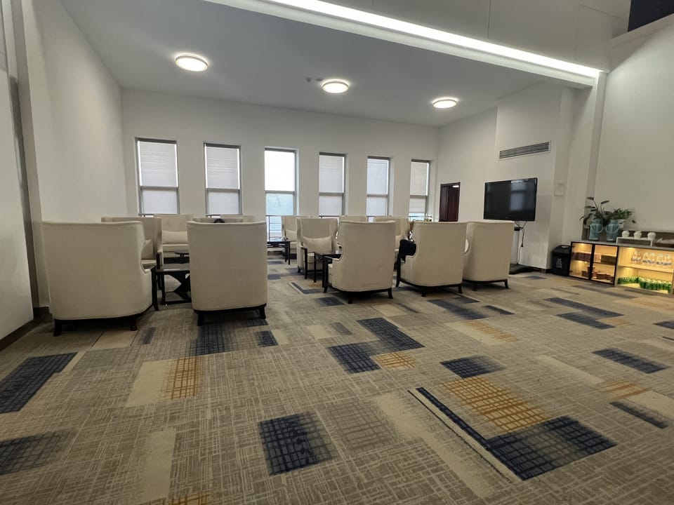 First and Business Class Lounge – Ili Kazak Autonomous Prefecture Airport (YIN), Main Terminal
