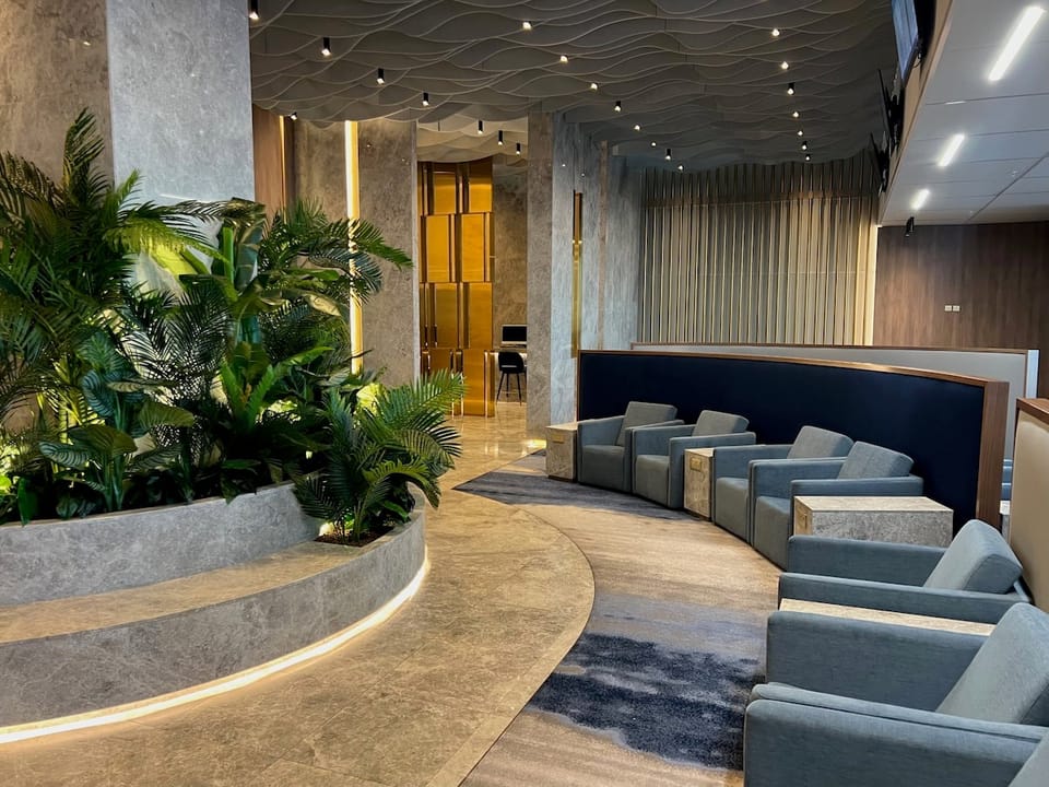 Kuwait Airways Elite Lounge – Kuwait Airport (KWI) – lounge interior