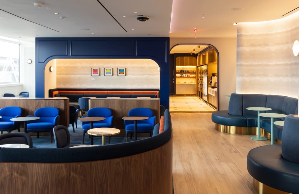 JetBlue BlueHouse – John F. Kennedy Airport (JFK), Terminal 5 – seating area
