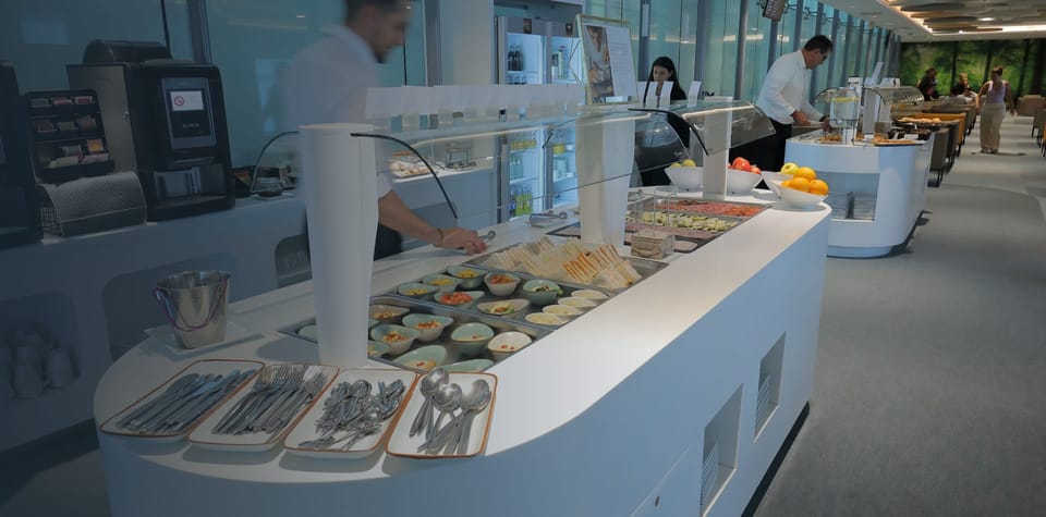 Sala VIP Joan Olivert – Valencia Airport (VLC), Main Terminal