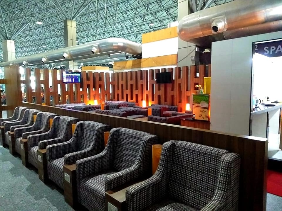 Paahun Lounge – Srinagar Airport (SXR), Domestic – seating area