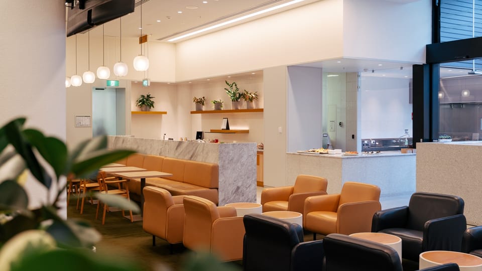 Qantas Perth International Transit Lounge – Perth Airport (PER) – lounge interior
