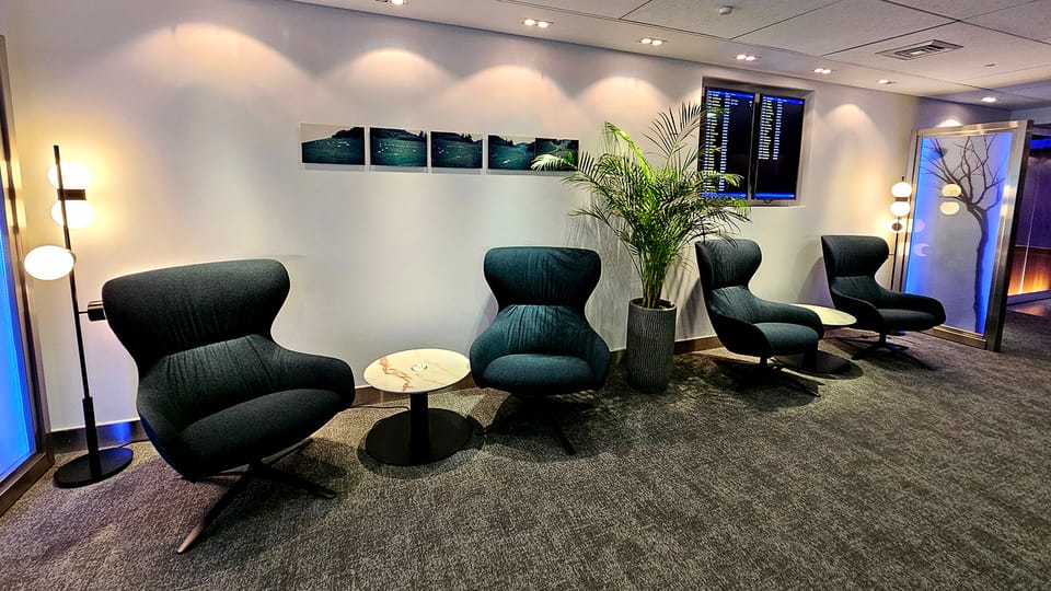 British Airways Galleries First Lounge (Terminal 3) – Heathrow Airport (LHR), Terminal 3 – seating area
