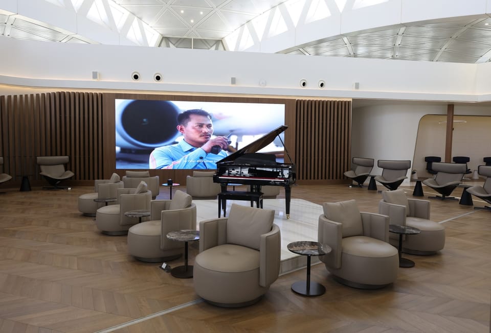 CATRION Lounge – Riyadh Airport (RUH), Terminal 4 – seating area
