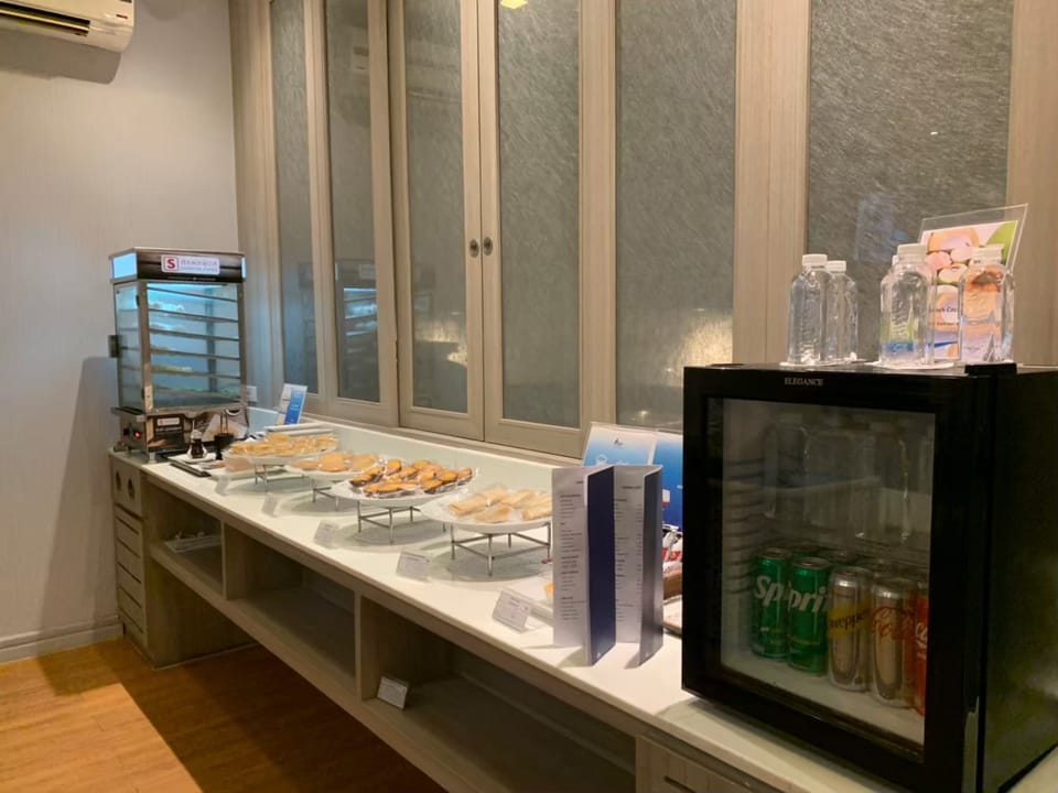 Blue Ribbon Club Lounge – Koh Samui Airport (USM), International Terminal