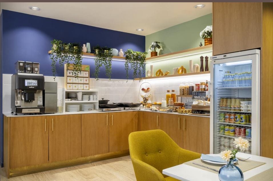 Aerotel Madrid - The Hub (Terminal 4) – Madrid Barajas Airport (MAD), Terminal 4 – dining room