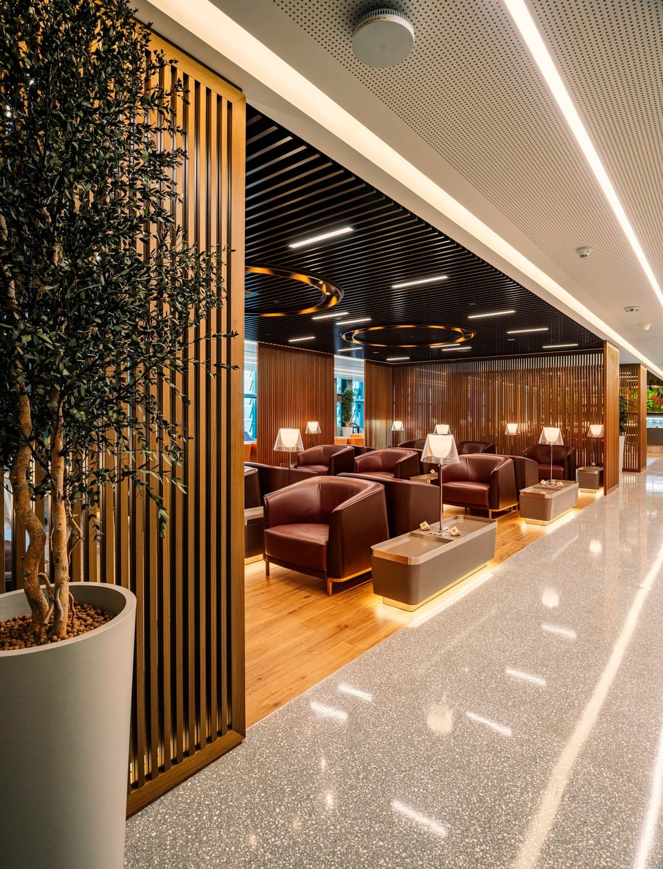 Qatar Airways Gold Lounge - South – Hamad International Airport (DOH), Main Terminal – seating area
