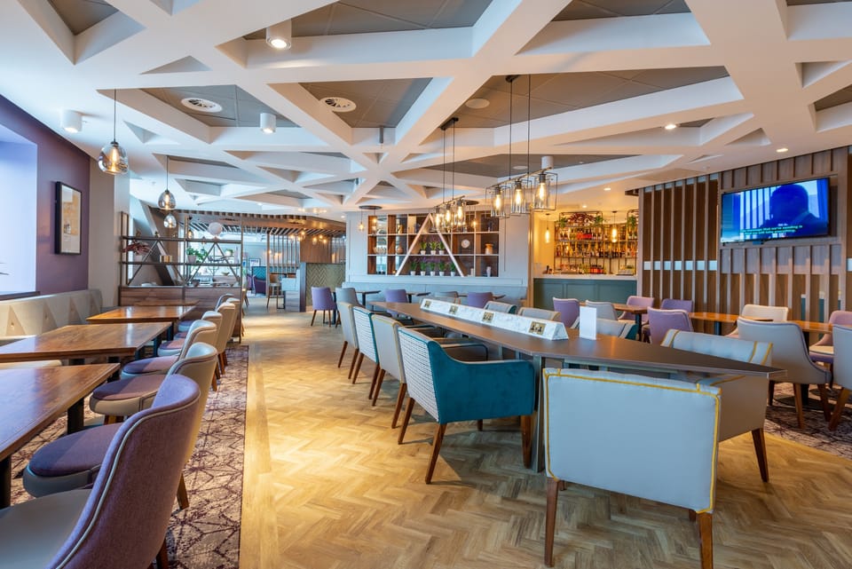 Aspire Lounge (Gate 16) – Edinburgh Airport (EDI), Main Terminal