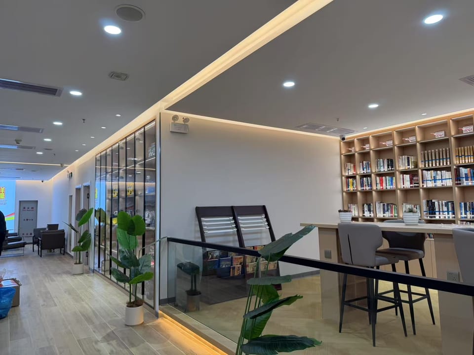 Lucky Air VIP Lounge – Kunming Changshui Airport (KMG), Main Terminal