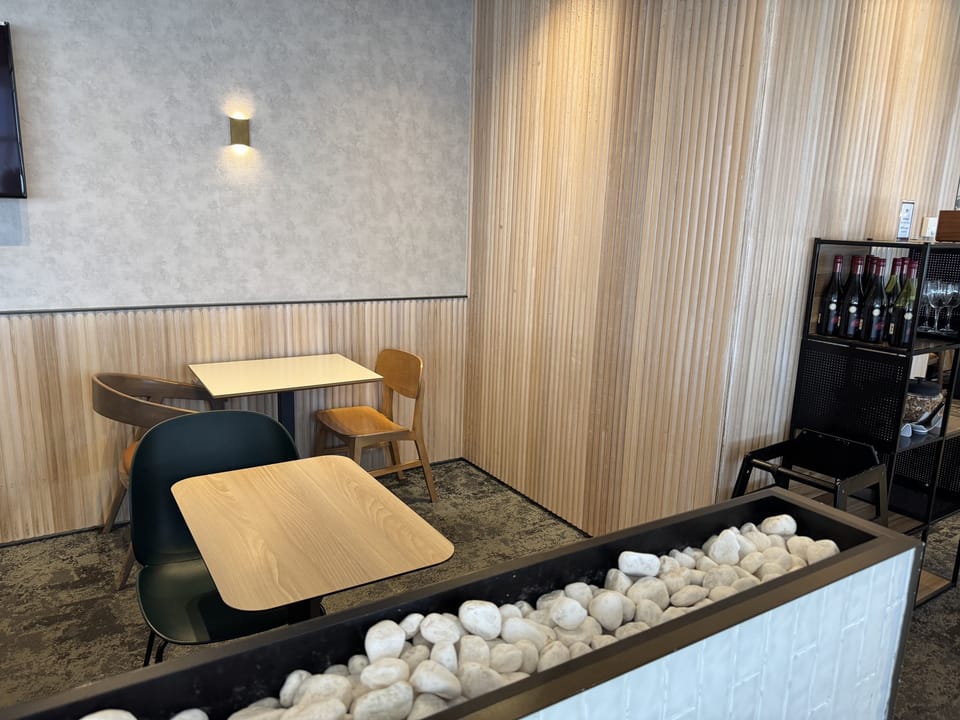 Plaza Premium Lounge (International Departures) – Sydney Airport (SYD), Terminal 1 – seating area