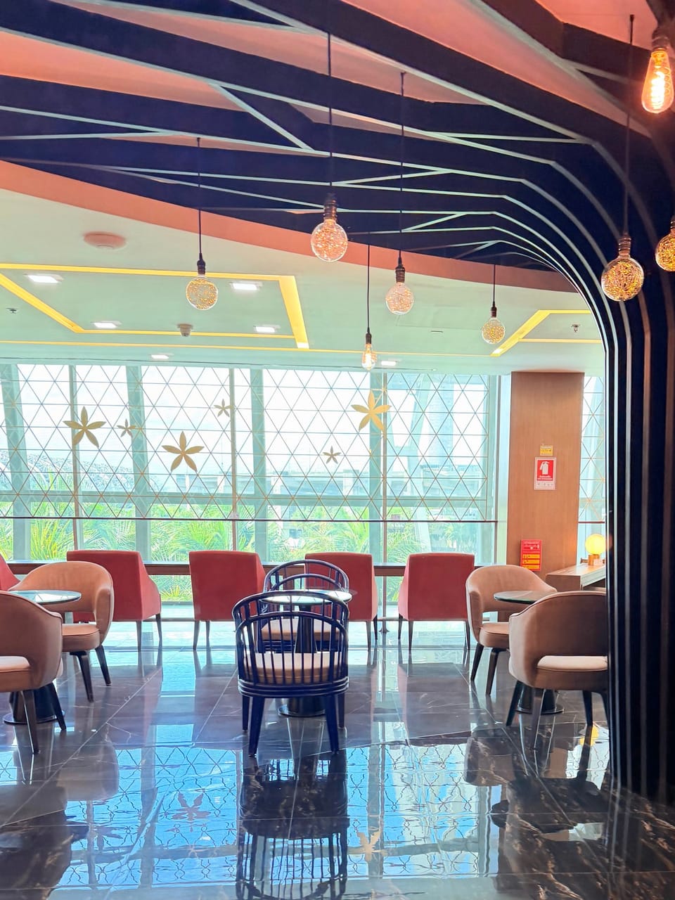 China Airlines Lounge – Bangkok Suvarnabhumi Airport (BKK) – lounge interior