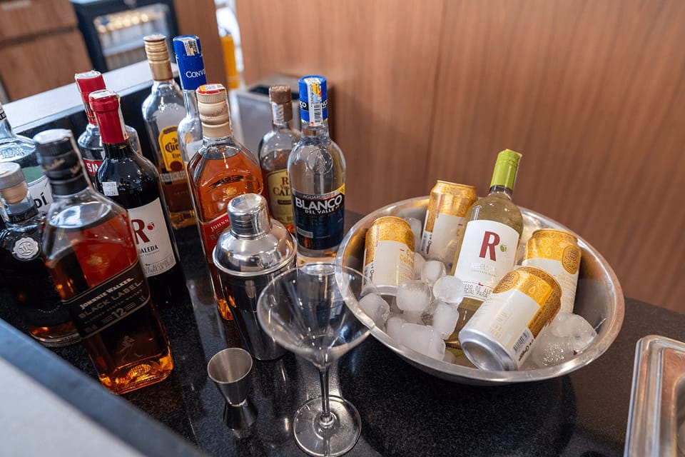 Sala VIP Calima – Cali Airport (CLO), Sala VIP Calima – bar