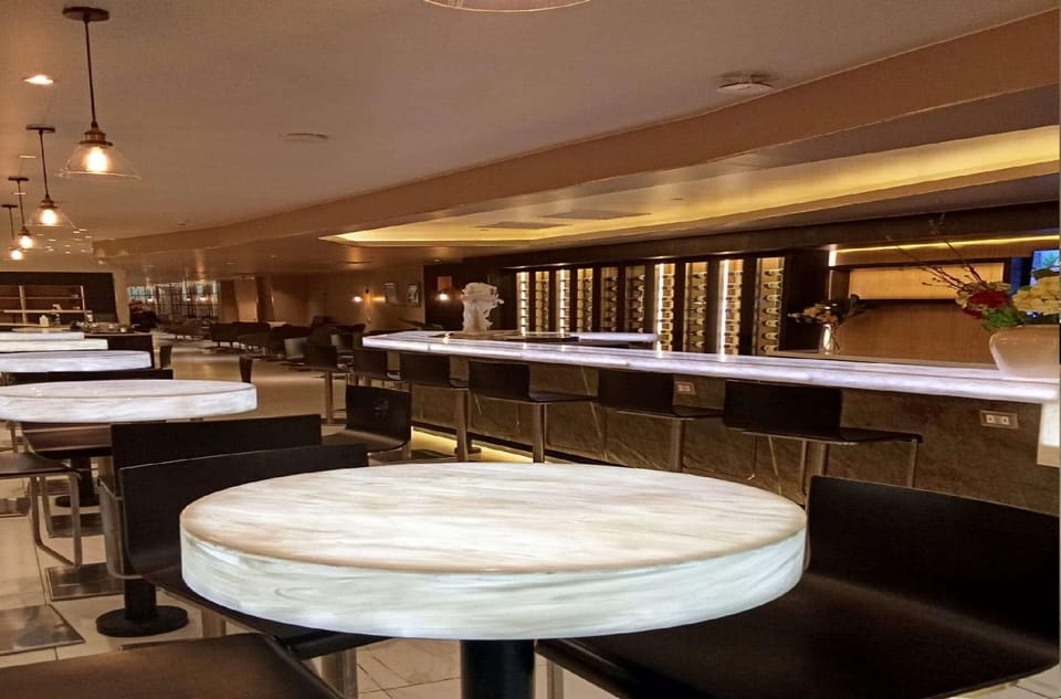 Salon Pacific Club T1 – Santiago Airport (SCL), Domestic Terminal