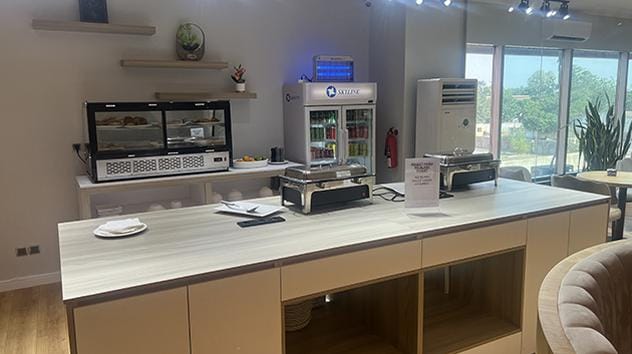 Salon Zira – Bamako Airport (BKO), Salon Zira