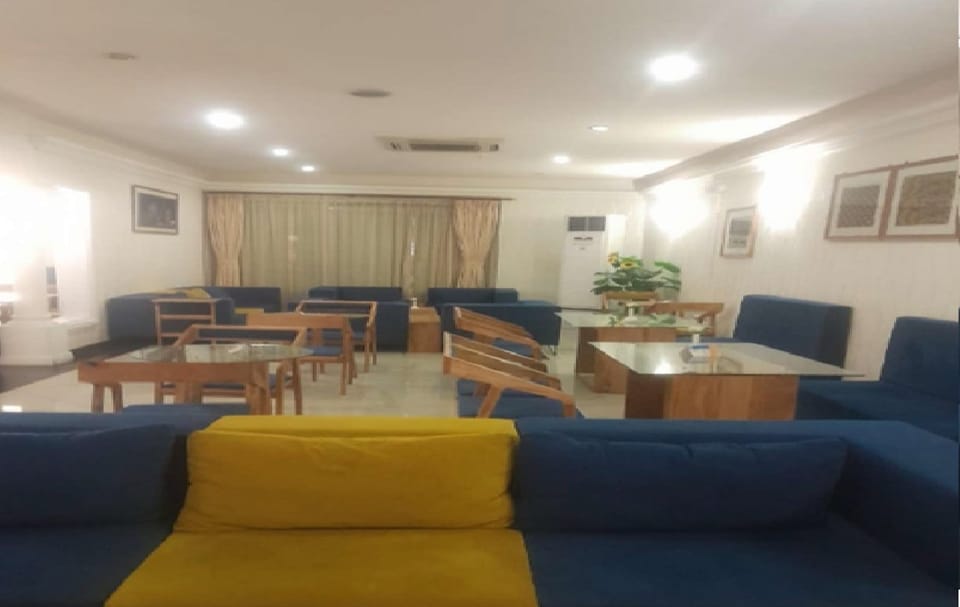 Safari Comfort Lounge – Mombasa Airport (MBA), Terminal 1
