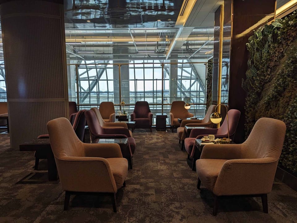 THAI Royal Orchid Prestige Lounge – Bangkok Suvarnabhumi Airport (BKK) – lounge interior