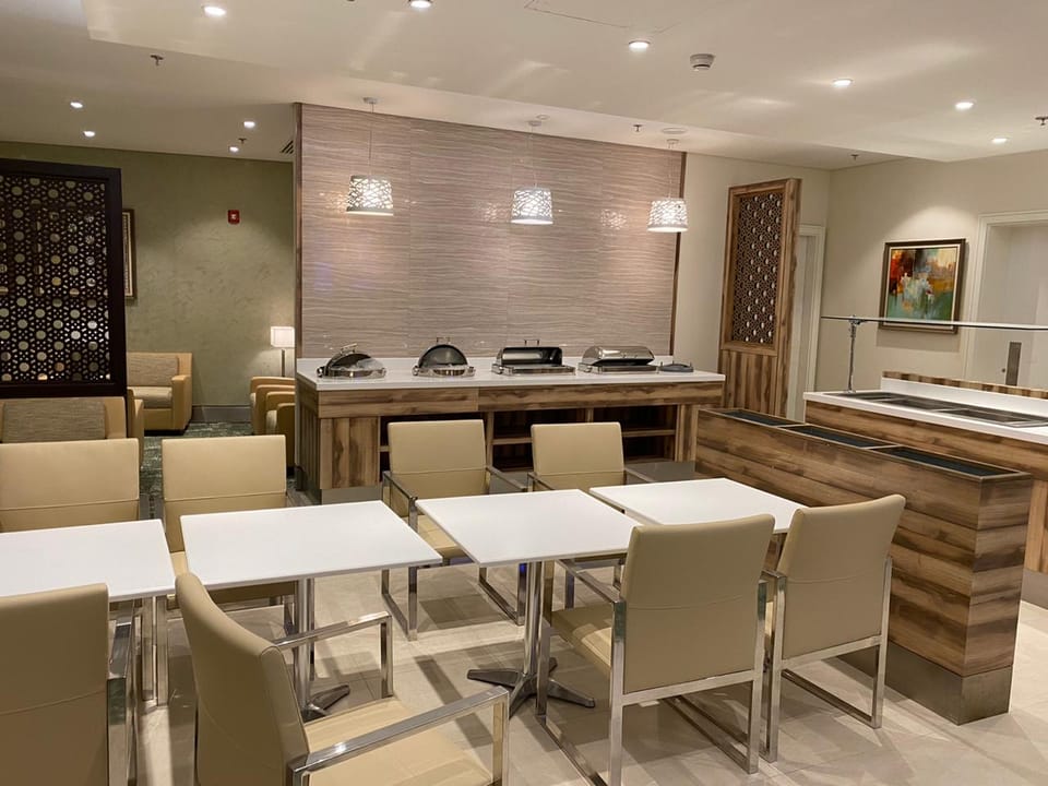 Plaza Premium Lounge – Jeddah Airport (JED), Terminal 1