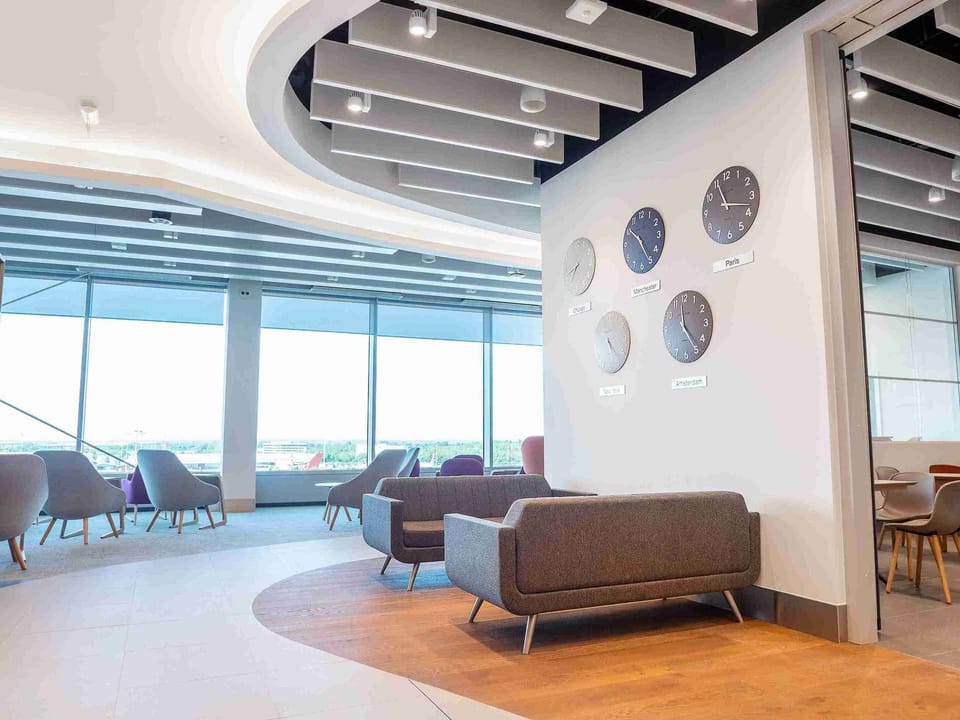 Escape Lounge (Terminal 2) – Manchester Airport (MAN), Terminal 2 – seating area