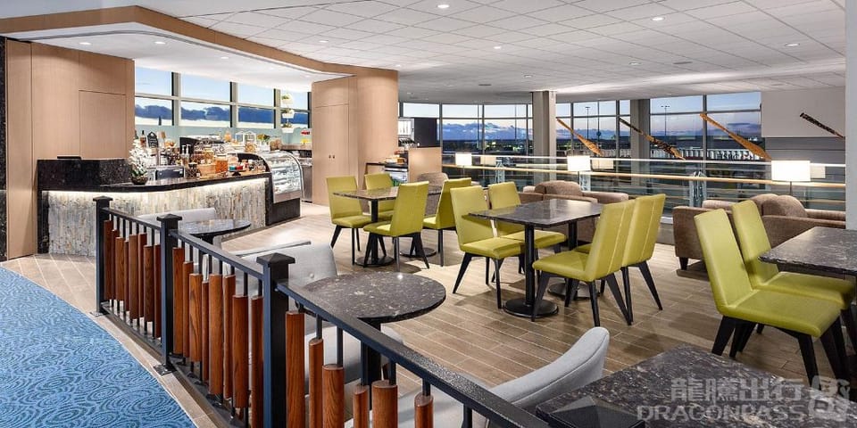 Plaza Premium Lounge (Pier C) – Vancouver Airport (YVR), Domestic Terminal – dining room