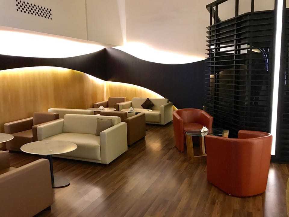 EBL Skylounge – Dhaka Shahjalal Airport (DAC) – seating area