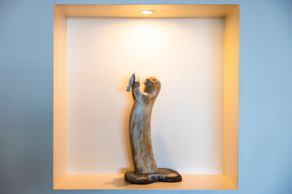 Alaska Lounge – Anchorage Ted Stevens International Airport (ANC) (ANC), Main Terminal
