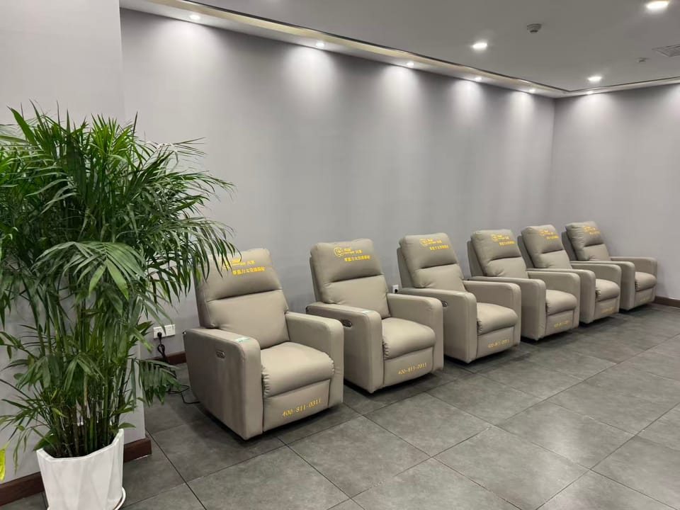 First Class Lounge – Shijiazhuang Zhengding Airport (SJW), Terminal 2 – seating area