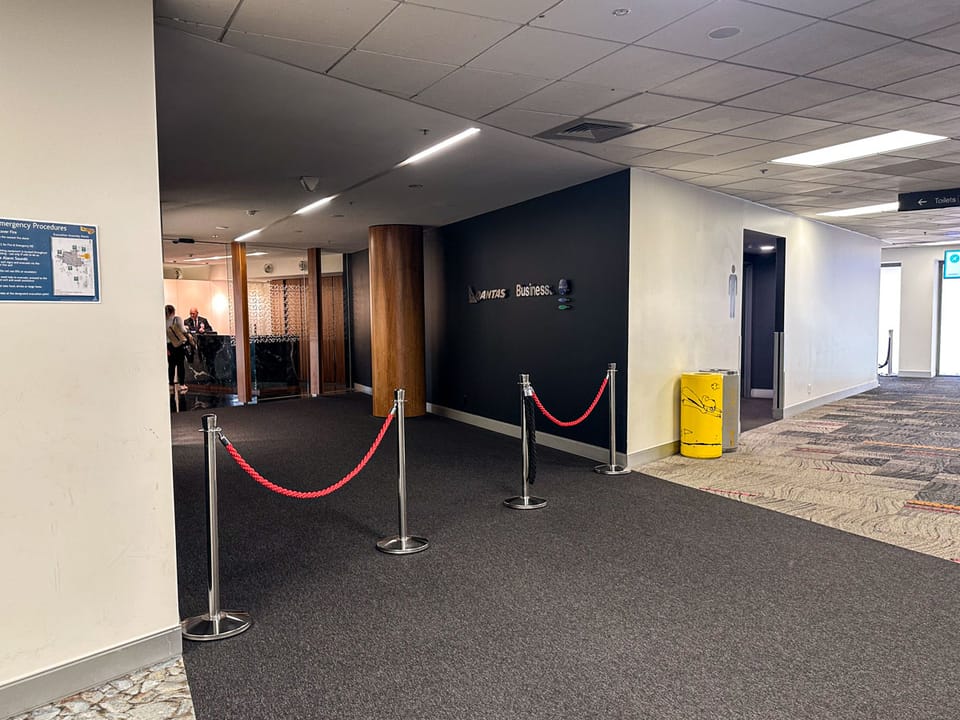 Qantas International Business Lounge – Wellington Airport (WLG)