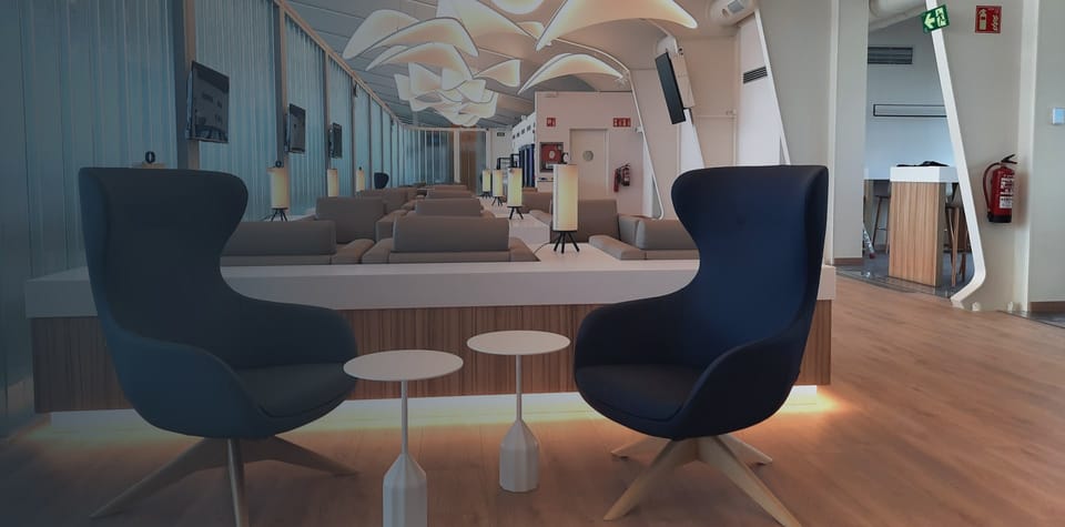 Sala Urdaibai – Bilbao Airport (BIO), Terminal 1