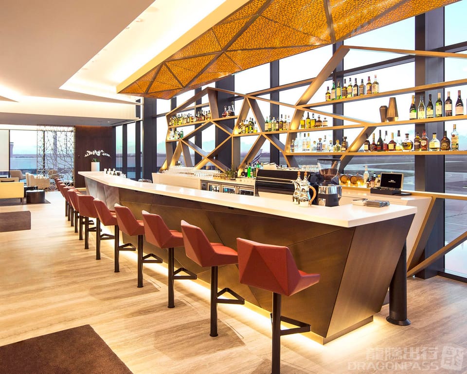 The House by Aspire Lounge – Melbourne Airport (MEL), Terminal 2 – bar