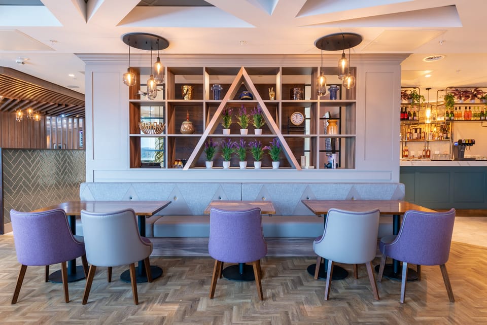 Aspire Lounge (Gate 16) – Edinburgh Airport (EDI), Main Terminal