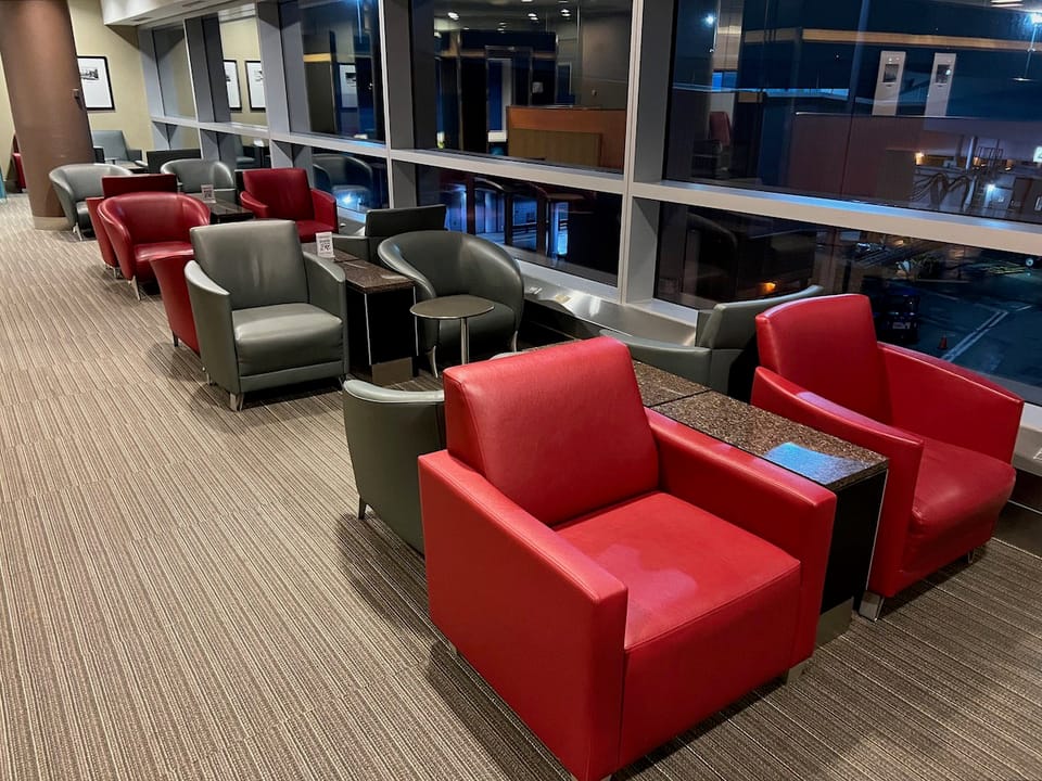 American Airlines Admirals Club (Concourse C) – John F. Kennedy Airport (JFK), Terminal 8 – seating area