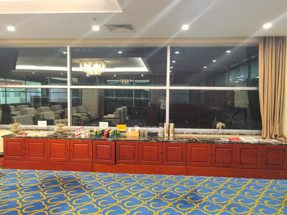 First Class Lounge – Dongying City Airport (DOY), Main Terminal – lounge interior