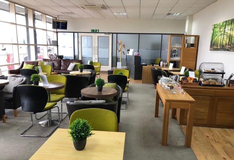 Norwich Airport Executive Lounge – Norwich Airport (NWI), Main Terminal