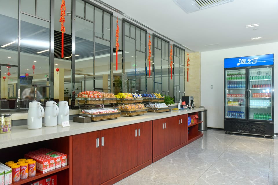 First Class Lounge 1 (T1) – Hefei Xinqiao Airport (HFE), Main Terminal
