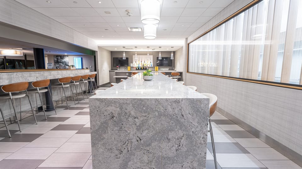 The Club – Pittsburgh Airport (PIT), Concourse C