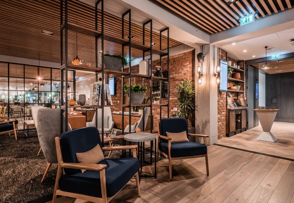 My Lounge (South Terminal) – Gatwick Airport (LGW), South Terminal – seating area