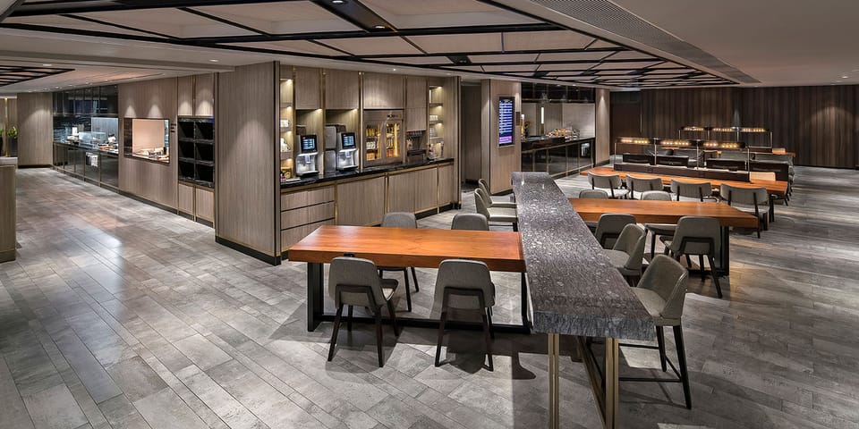 Plaza Premium Lounge (Near Gate 1) – Hong Kong Airport (HKG), Terminal 1 – dining room